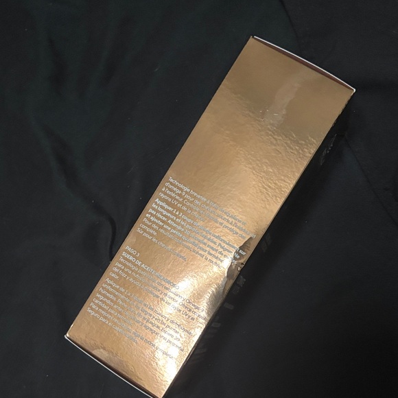 Wella Ultimate Smooth Hair Serum - Gold - Picture 3 of 6
